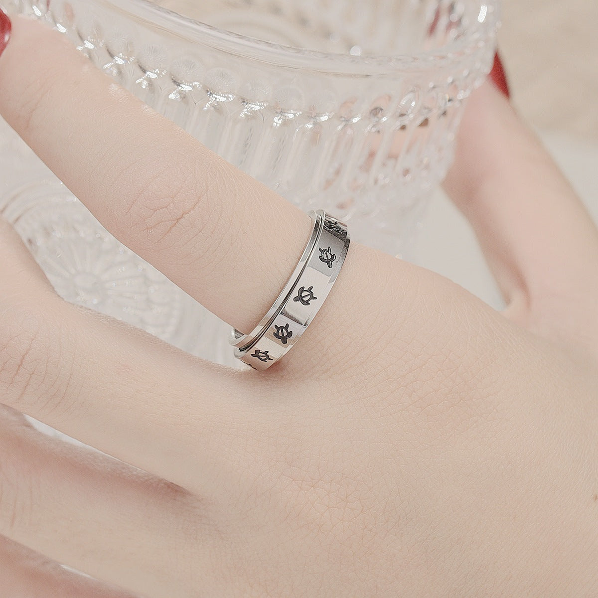Rotating cross ring